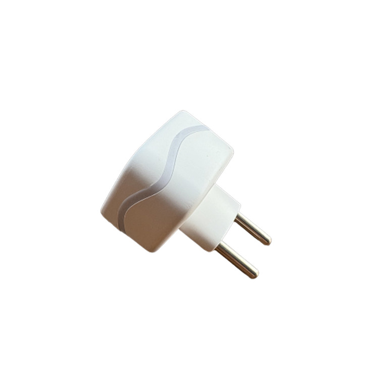 مبدل دوشاخه برق سه به دو (LED دار) رایان کمپانی